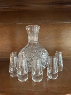 Cut Crystal Decanter with 6 Shot Glasses