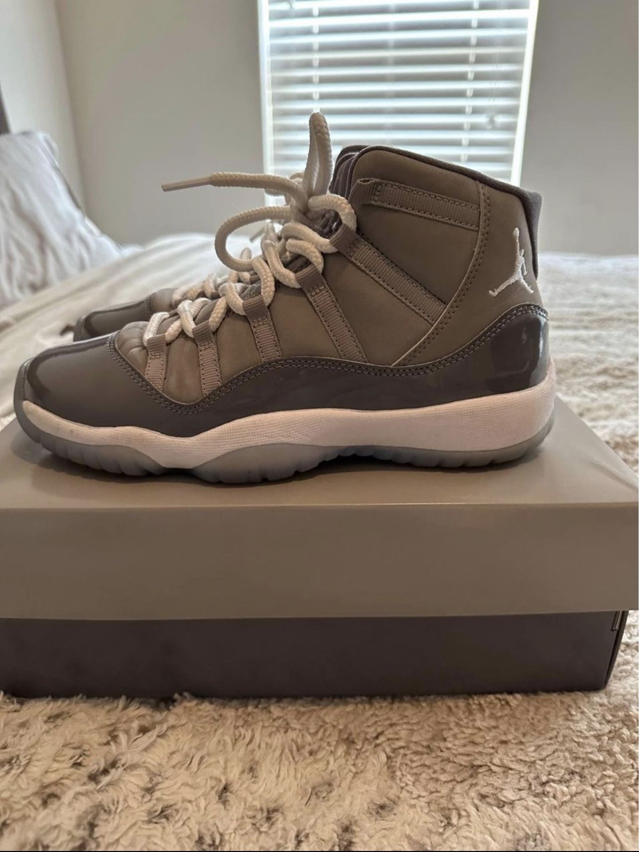 Jordan 11 Cool Grey Size 6.5