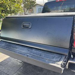 2006 Chevy Tailgate