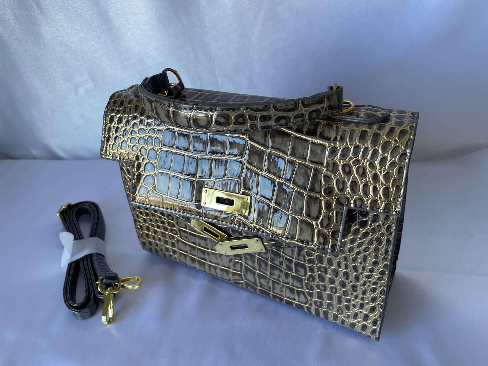 Women’s Hands Bags