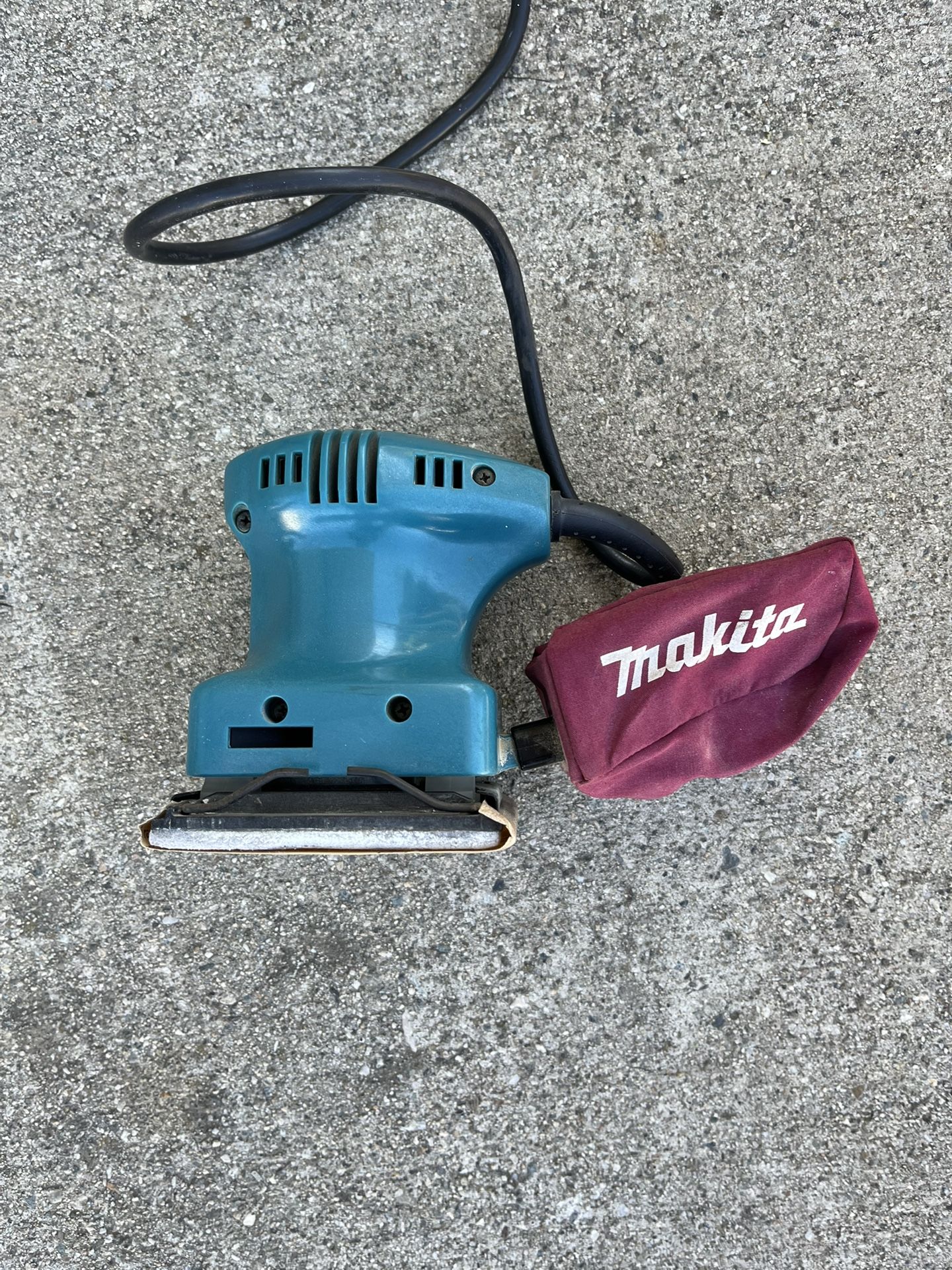 Makita 1/4 Sheet Finishing Sander