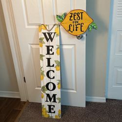 Wood Welcome Sign & Wood Lemon Zest Plaque 