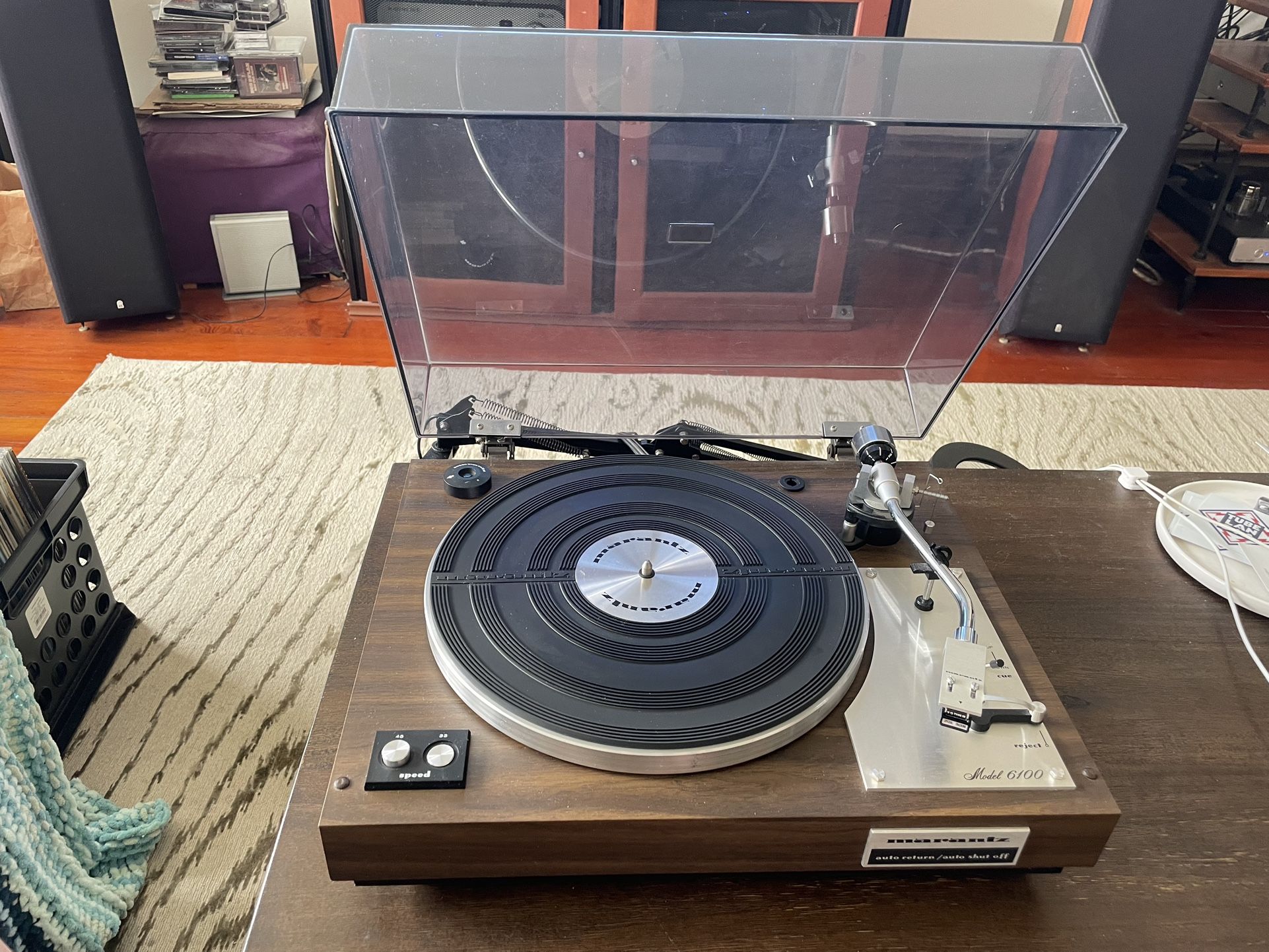 Marantz 6100 Turntable- Beautiful and Working, recently serviced!