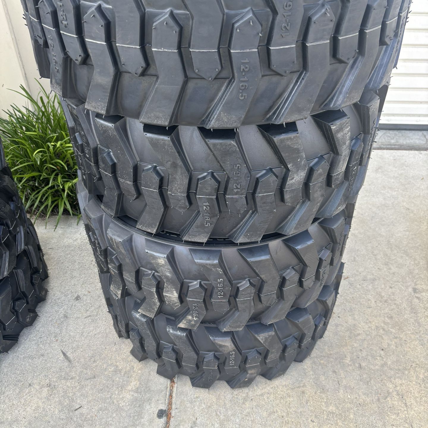 Set Of 4 Bobcat Tire Duromax 12x16.5 $650 