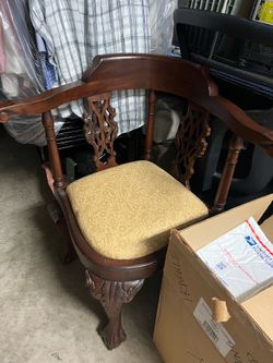 Chippendale Corner Chair