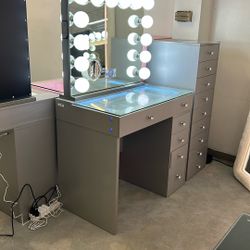 Grey / Pink 3-PC Vanity Set OfferUp Special Sale!