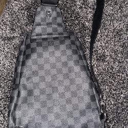 Louis Vuitton Avenue Sling Bag