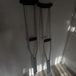 PREMIER PRO CRUTCHES  REGA 7703