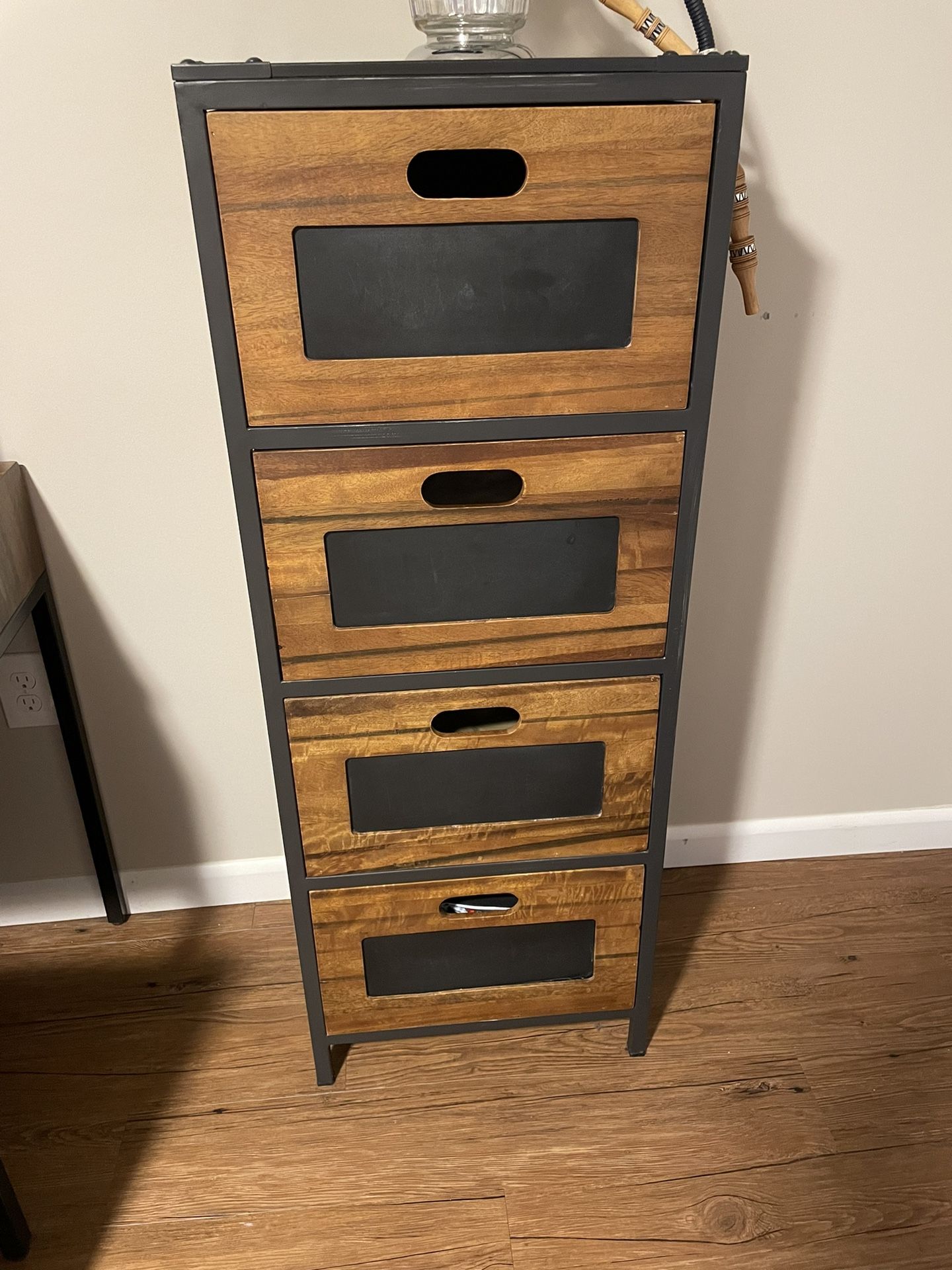 Dressers/ Drawers Furniture