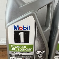 Mobil Motor Oil, Advanced Fuel Synthetic, Advanced Fuel Economy, OW-20 5 qt