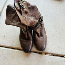 Ugg Collection Bootie Size 7