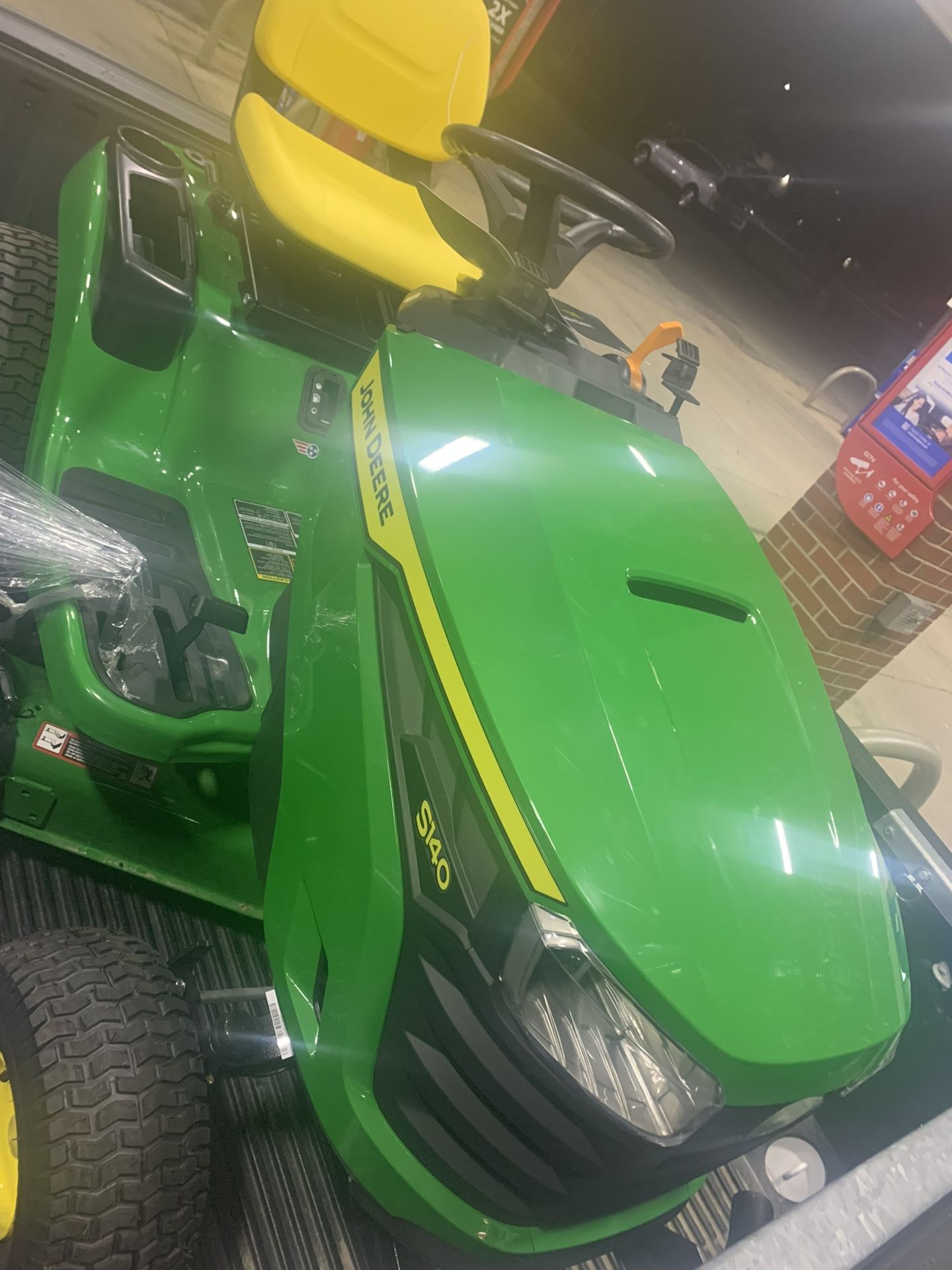 Brand New John Deere S140