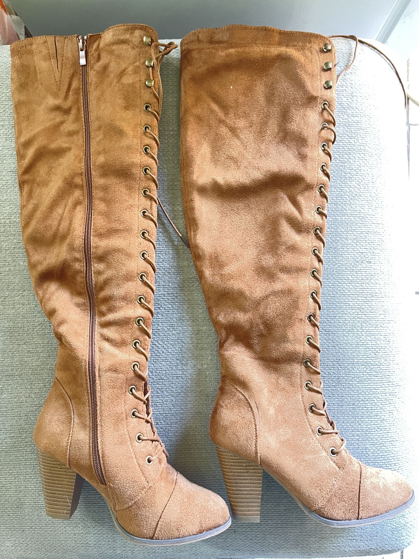 Forever Camila-47 Womens Chunky Heel Lace Up High Riding Boots,