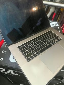 16” 2019 MacBook Pro Laptop