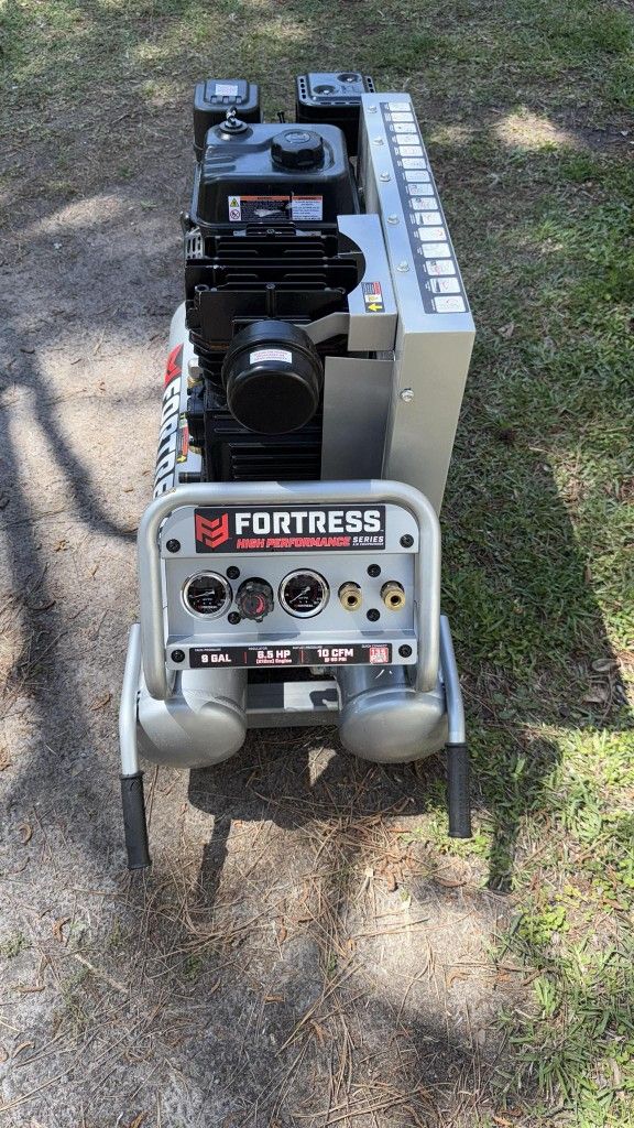 Fortress 9 Gal Air Compressor