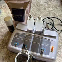 Facial - Vacuum Spray / Acne Cleansing Machine