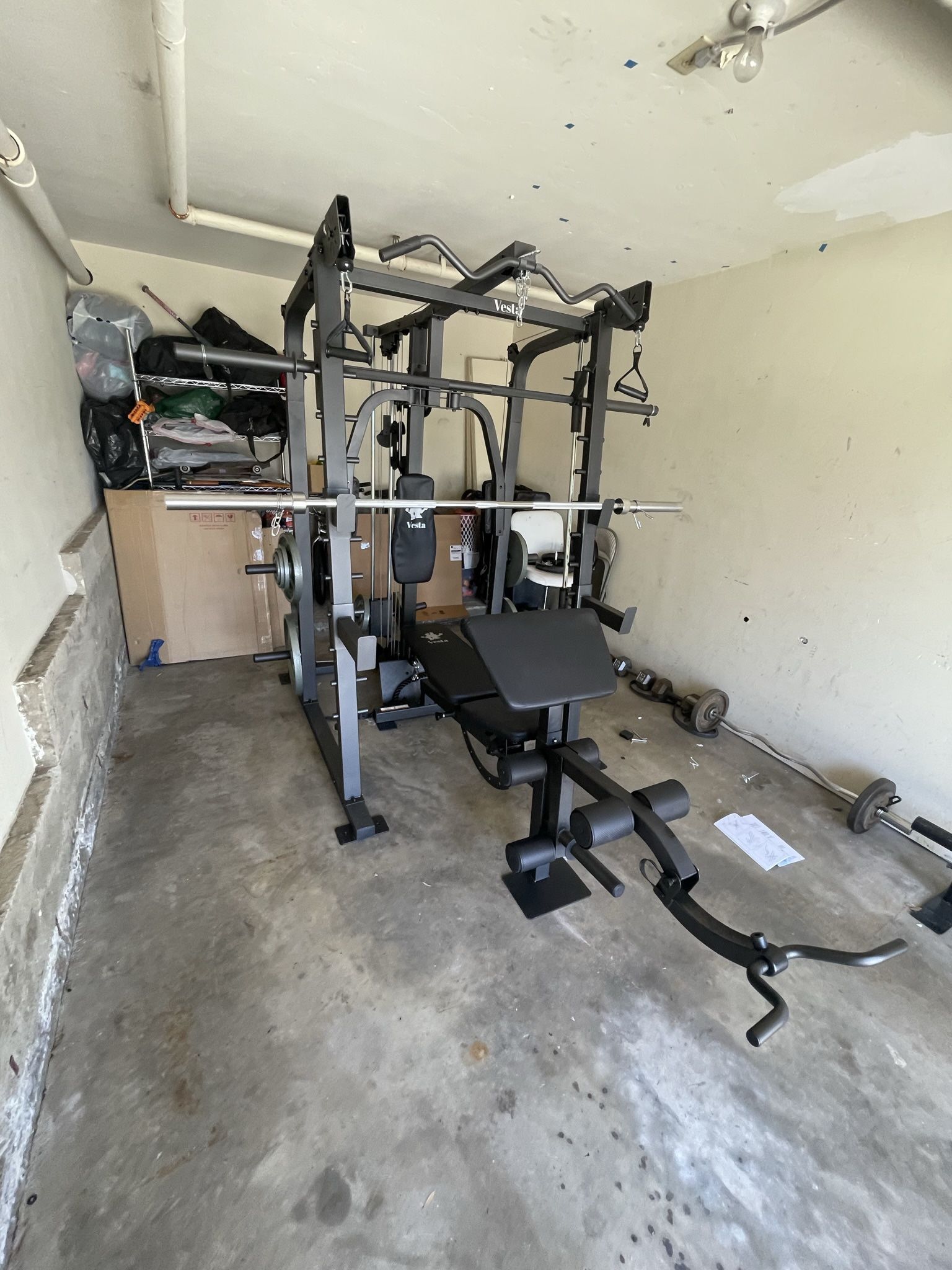 Vesta Fitness Smith Machine 2001 w/Bench Attachment | 230lb Bumpers Weights | 7ft Olympic Bar | Fitness | Gym Equipment | FREE DELIVERY 🚚
