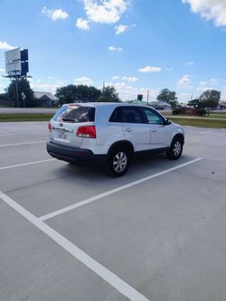2011 Kia Sorento AWD For Sale