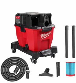 Milwaukee Wet/Dry Vacuum with Accessories