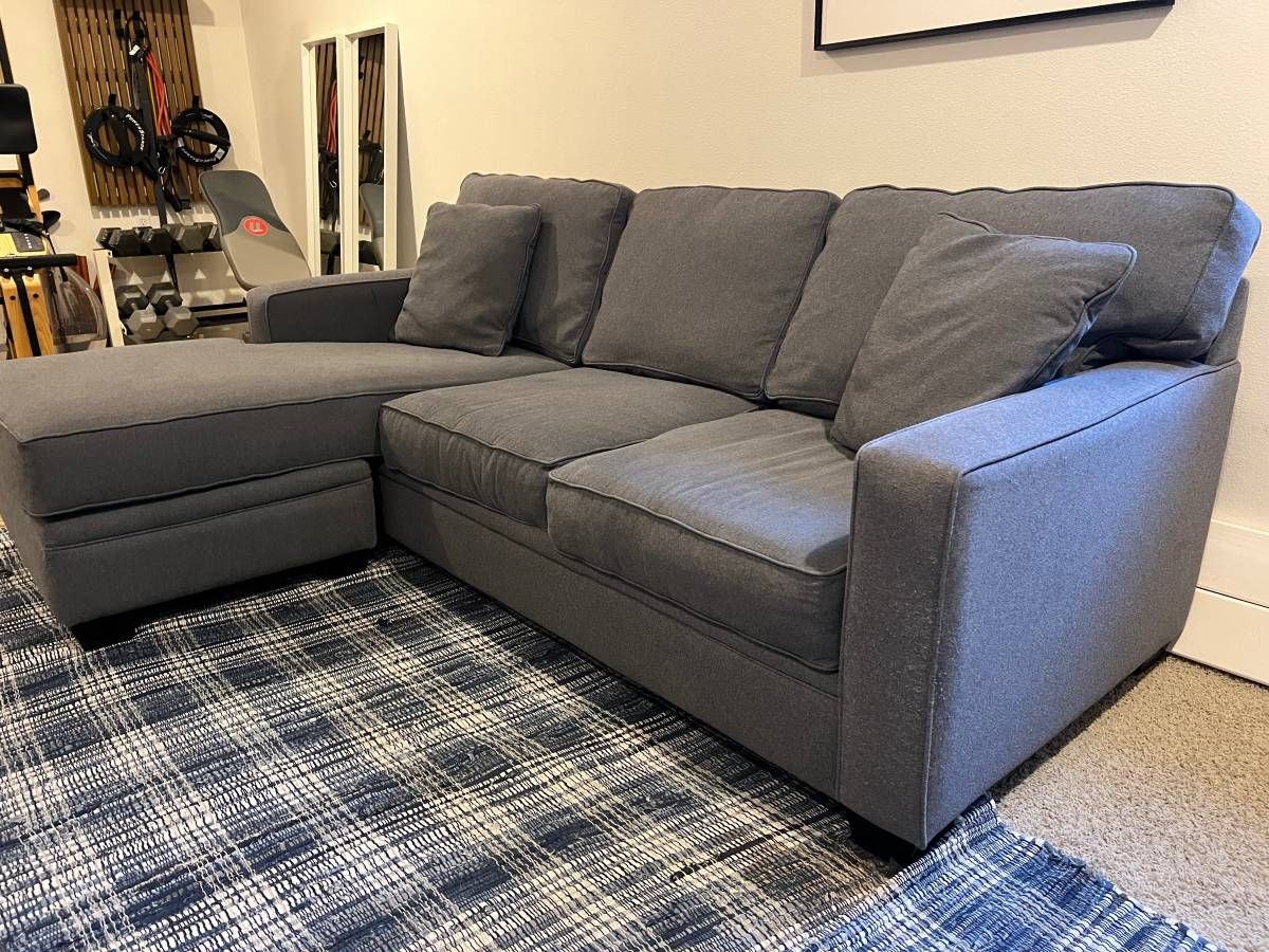 Gray Reversible Chaise 93” Sectional Sofa