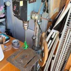 Delta Drill Press 14–070 5‘5“ Tall
