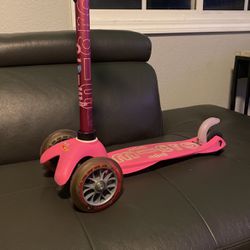 Mini micro 3-wheel pink push scooter 