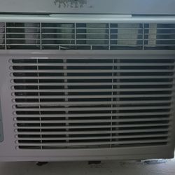 Keystone Window Air Conditioner 