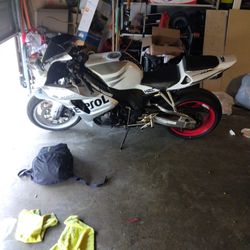 2006 Honda CBR 1000