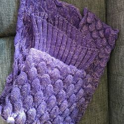 Mermaid Tail Nit Blanket 