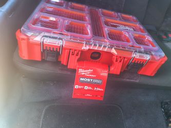 Milwaukee packout