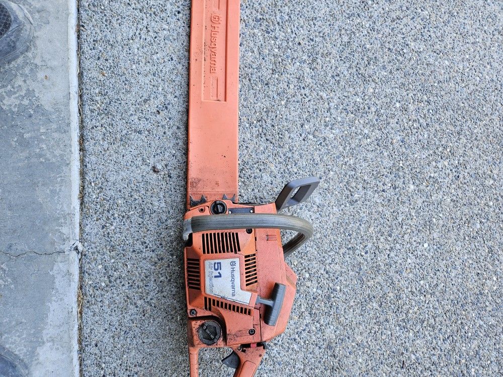 Husqvarna Chainsaw