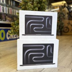 MacBook Pro 14 inch & 16 inch M4 Chip Available (Newest Models) (Take It Home In Payment/ llévatelo a casa en pagos) 