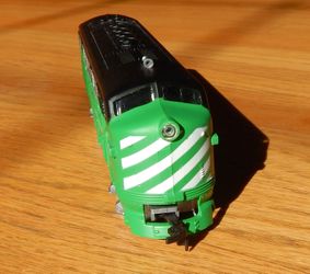 HO Burlington Northern F2 model electric train locomotive