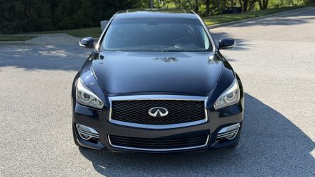 2019 Infiniti Q70