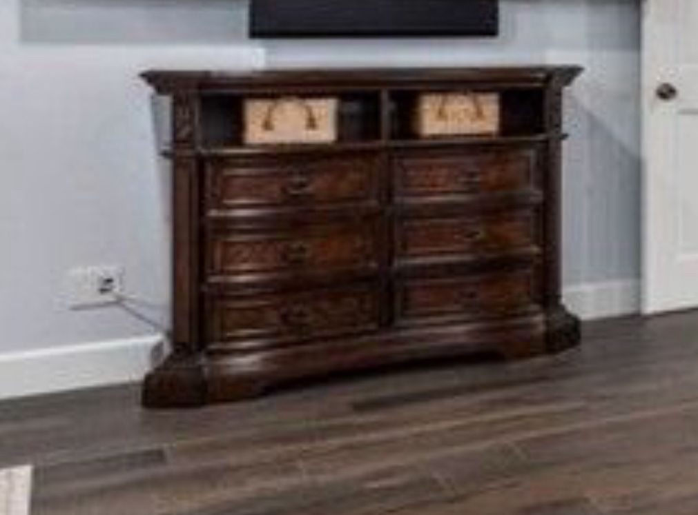 7 Piece Bedroom Set