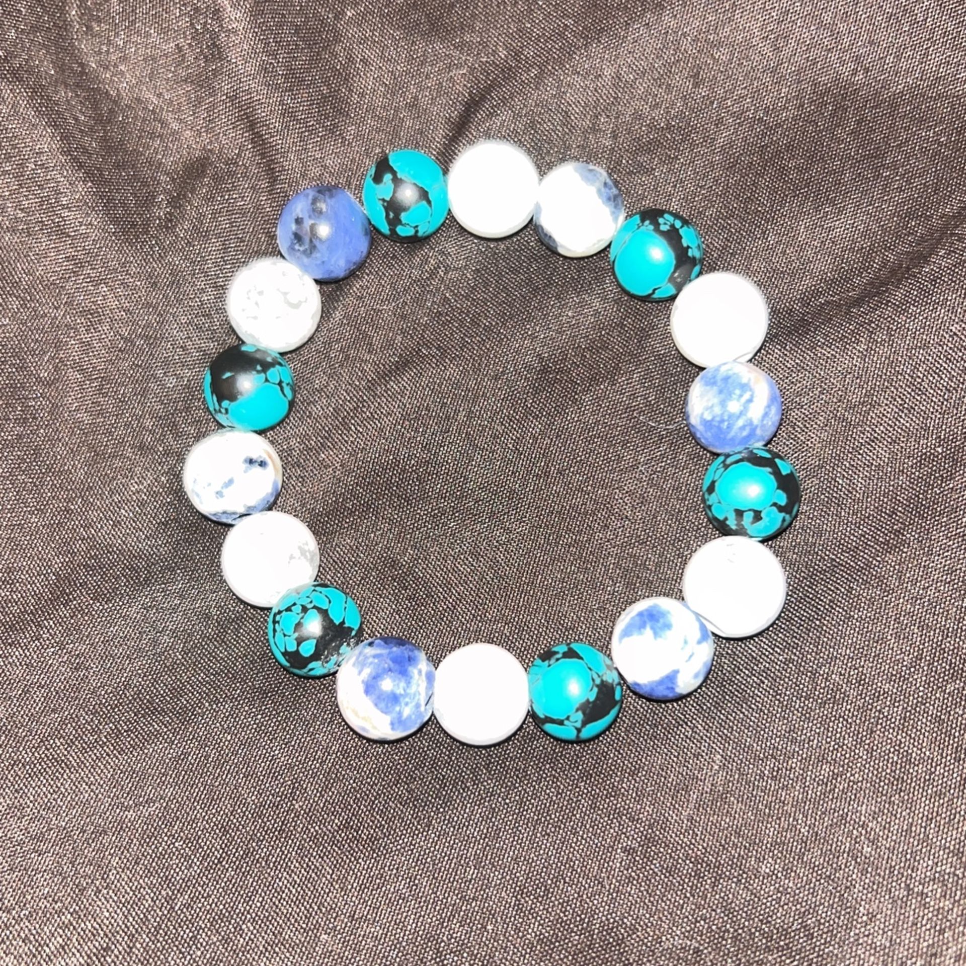 Bracelet Seller