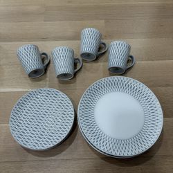 LIKE NEW**(4) Sets of Grey/Wht Gourmet Basic by 3pc set