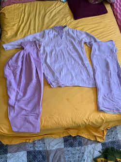 Lavender Indian/Pakistani 3-Piece Traditional Outfit Set