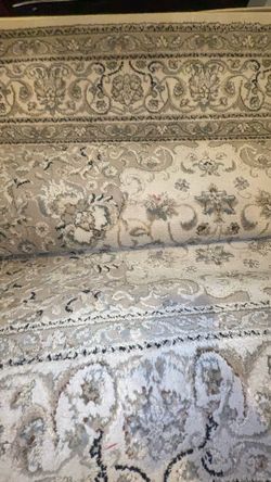 Beautiful floral rug