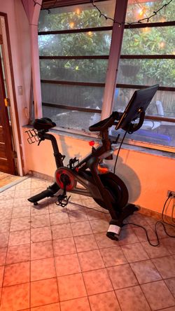 Peloton Bike