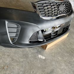 Complete Front Bumper Assembly With Grilles And Fog Light Covers For 2019 2020 Kia Sorento 