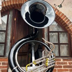 Tuba Conn 14k Fibra 