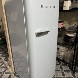 SMEG Refrigerator 