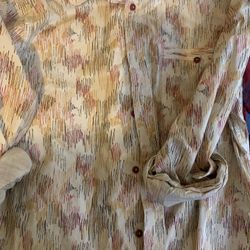 Button up shirt medium