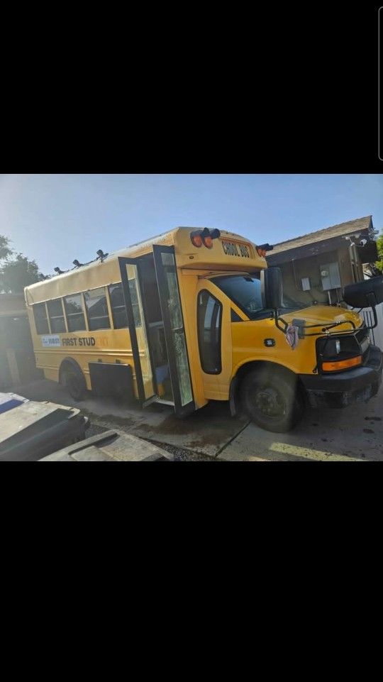 2010 Chevrolet Express 3500