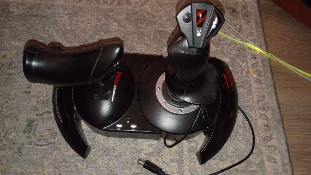 Thrustmaster 