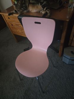 desk chair