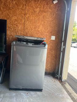 Whirlpool washer and dryer set .