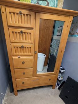 American signature furniture armoire