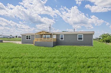 4-bedroom, 2-bath double  on 2 acres